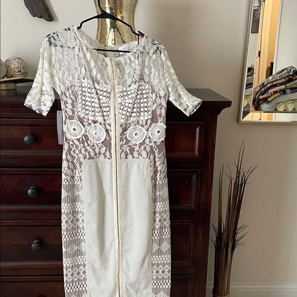 Elegant White Lace Dress